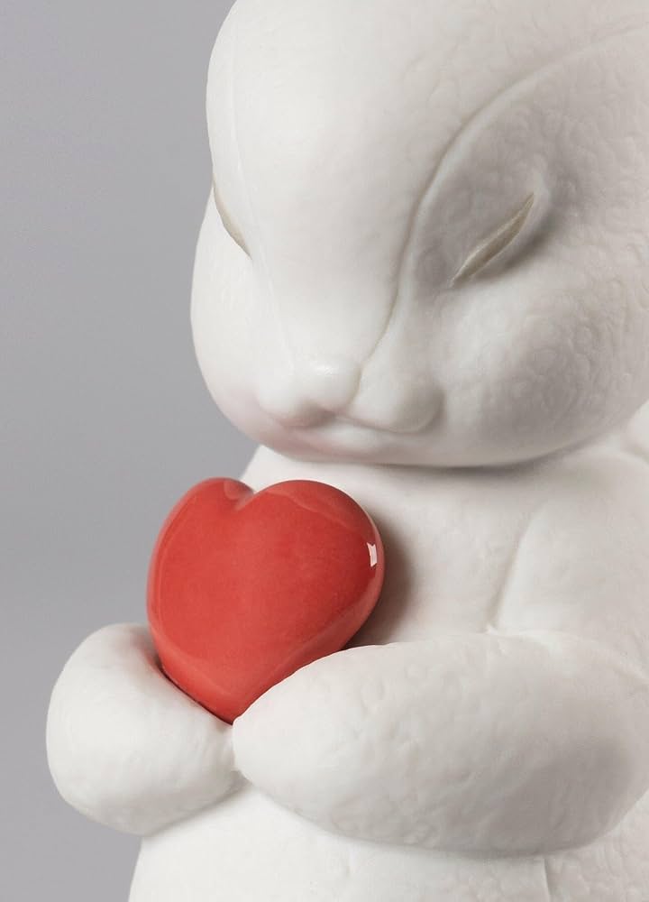 【新品】LLADRO リヤドロ パフィー 惜しまぬ愛 うさぎ パフィー(惜しまぬ愛/ウサギ) | リヤドロ公式オンライン